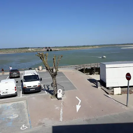 Le Corps De Garde Du Crotoy 펜션 르크로토이