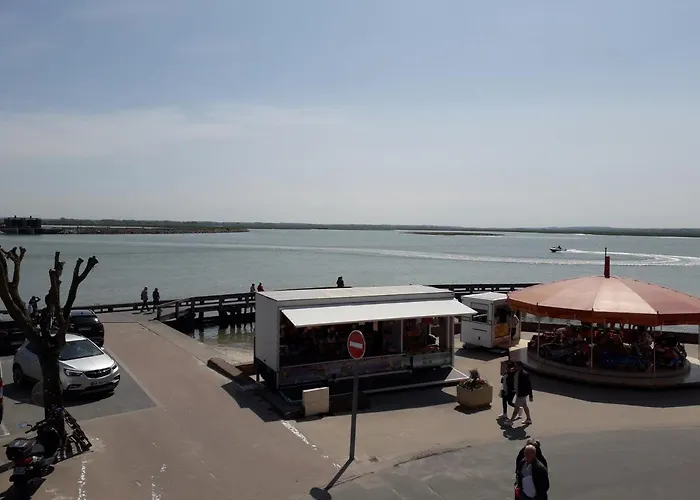 Holiday home Le Corps De Garde Du Crotoy